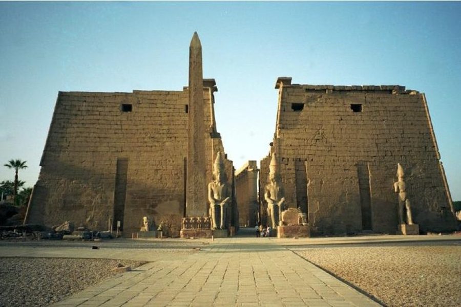 Luxor Day Tour From Aswan